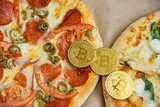 Bitcoin: Bitcoin + 1.951.219 Prozent: Die 80‑Millionen‑Dollar‑Pizza