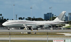 Boeing-Freud’ und Trump-Leid: Umrüstung von Geschenk-Jumbo aus Katar wird richtig teuer