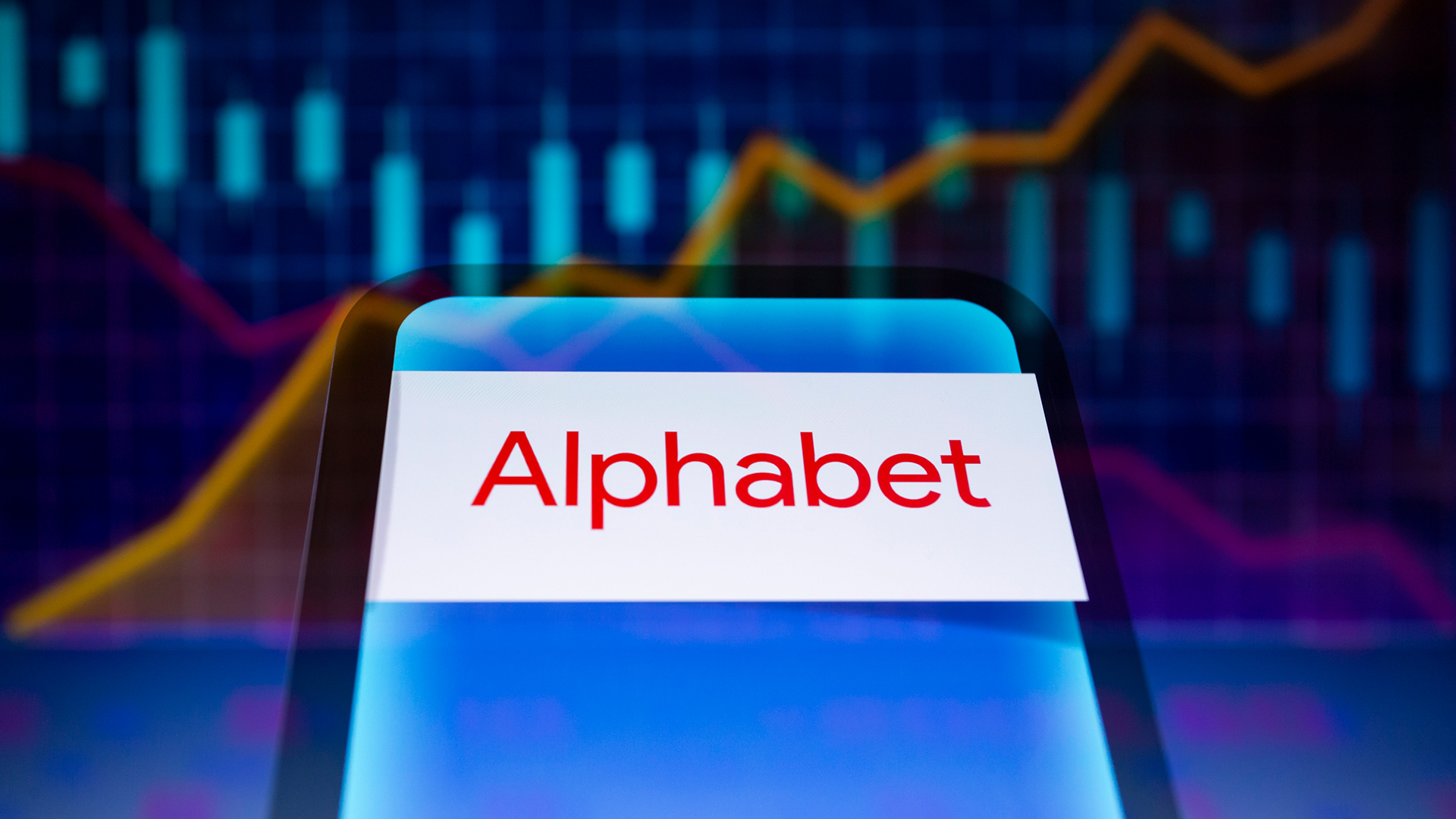 Alphabet: Google sagt Microsoft den Kampf an – so können Anleger profitieren (Foto: ZUMAPRESS.com/Andre M. Chang/dpa/picture alliance)