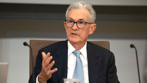 Fed lässt Zinsen unverändert – Powells Zukunft wird zum neuen Risiko – „Geruch von Stagflation“  / Foto: Mark Schiefelbein/ ASSOCIATED PRESS/picture alliance/dpa