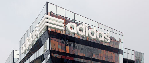 Adidas: Aktie weiter unter Druck