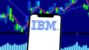 IBM mit Q3‑Zahlen: Anleger sollten jetzt investiert bleiben  / Foto: Daniel Fung/Shutterstock
