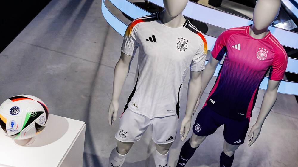 DFB-Trikots von Adidas