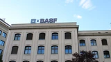 Basf SE: BASF: Kursziel angehoben