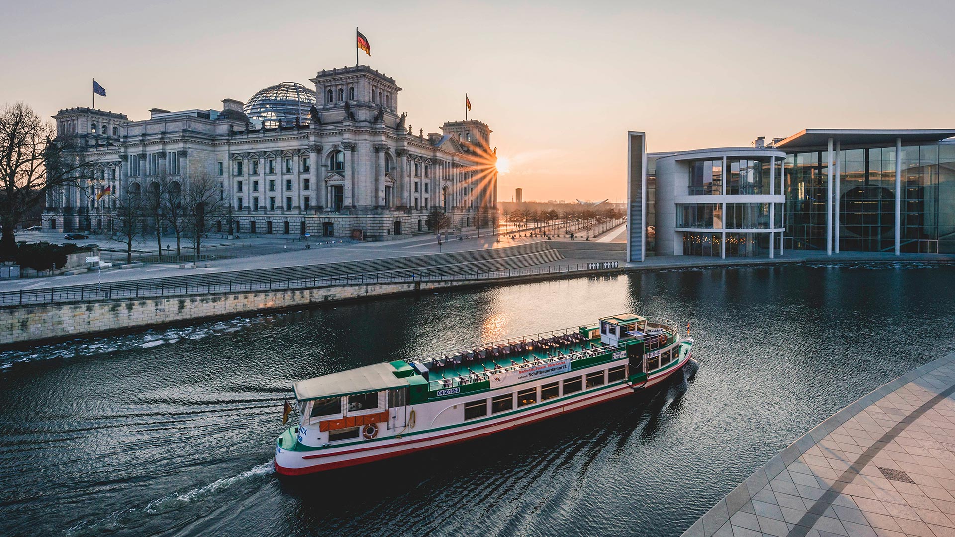 Dreht der deutsche Immobilienmarkt? Das ändert sich plötzlich beim Kauf von Objekten (Foto: Kerstin Bittner/Westend61/picture alliance/dpa)