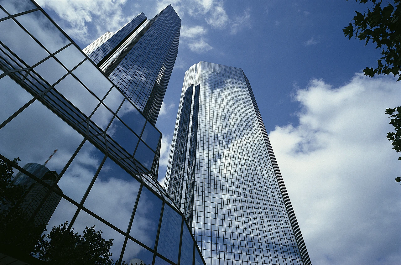 Deutsche Bank: Die Katze ist aus dem Sack!