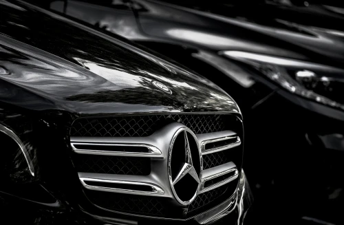 Daimler-Aktie nimmt Kurs auf die psychologisch wichtige Marke von 60 Euro – wo liegt das nächste Kursziel?