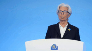 EZB‑Präsidentin Lagarde: „In Zukunft weitere Zinserhöhungen“  / Foto: Politische Momente/IMAGO