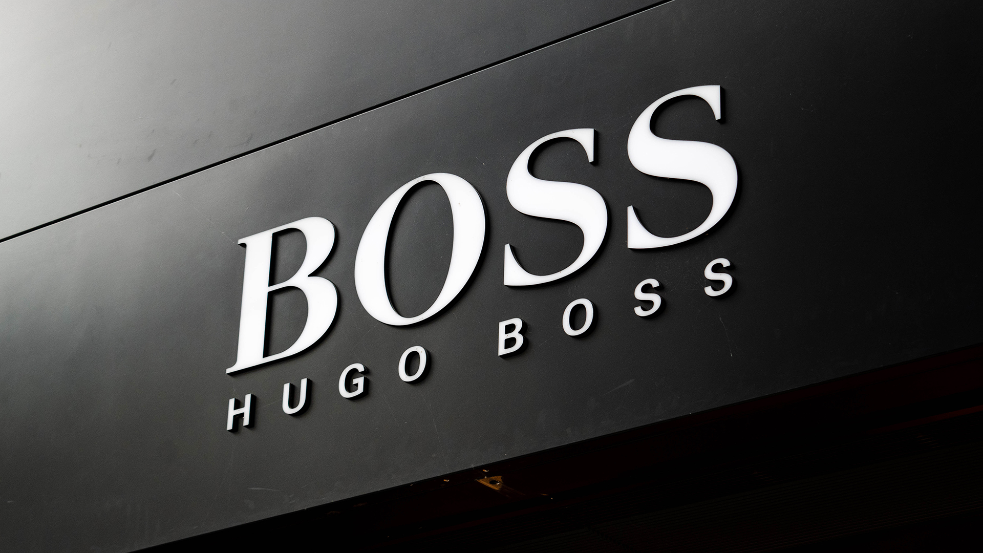 Schock&#8209;Zahlen für Anleger: Darum geht die Aktie von Hugo Boss jetzt zweistellig in die Knie (Foto: Hugo Boss)