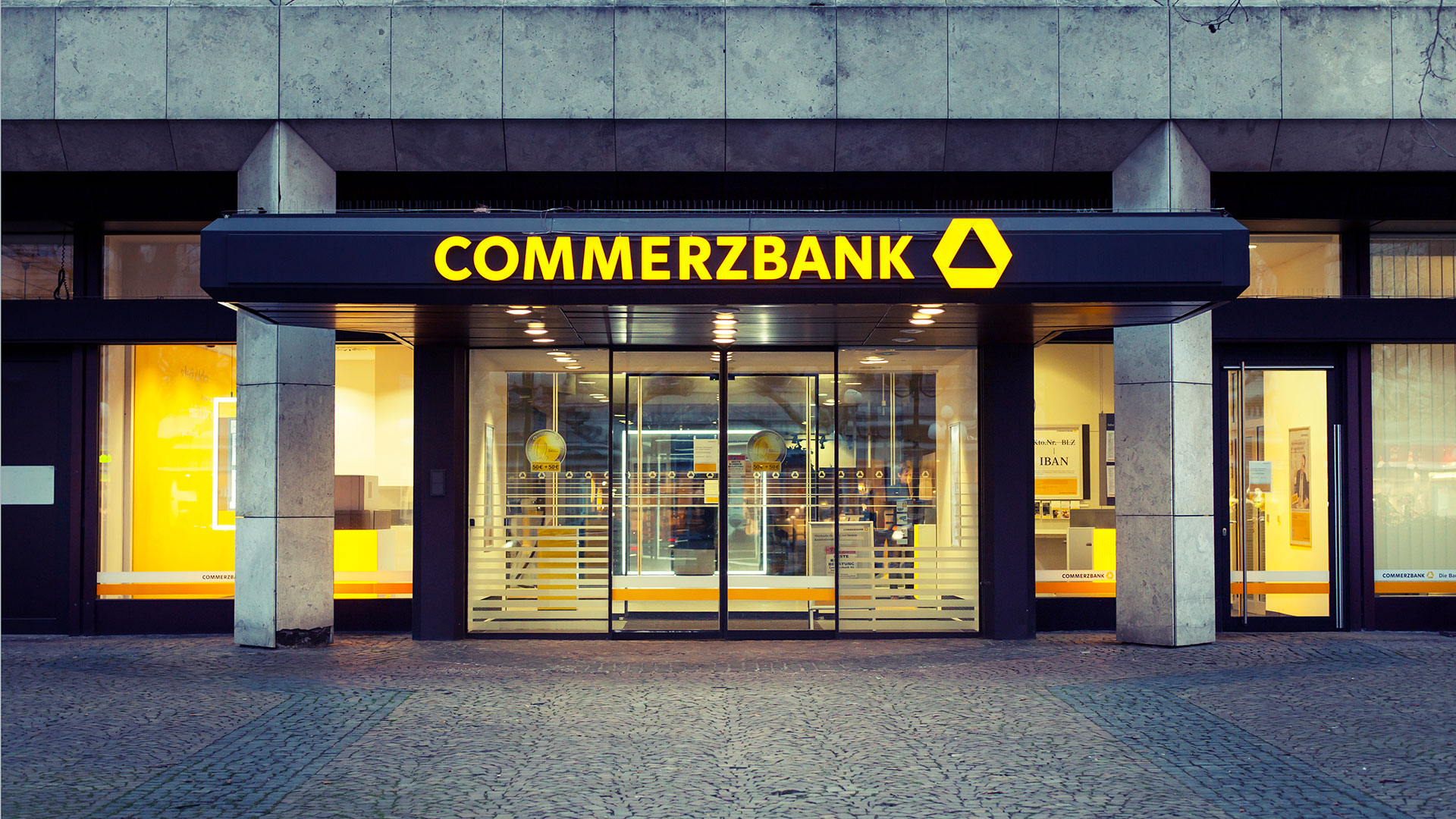 Commerzbank hält an Milliarden&#8209;Gewinnziel für 2022 fest (Foto: ollo/iStockphoto)