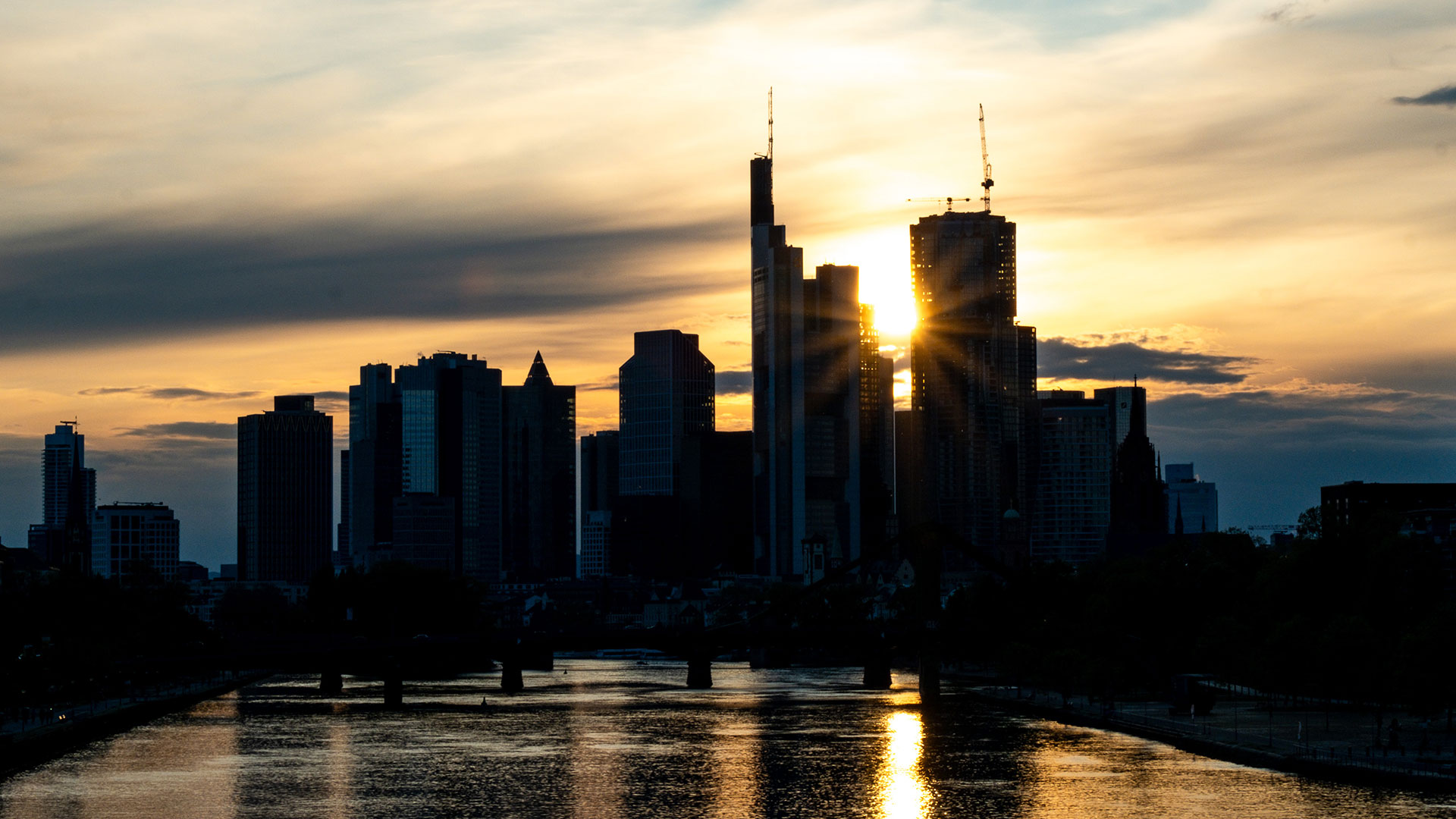 Müssen sich Banken jetzt warm anziehen? Neue Finanzinnovation kommt nach Deutschland (Foto: Eibner Pressefoto/Florian Wiegan/picture alliance/dpa)