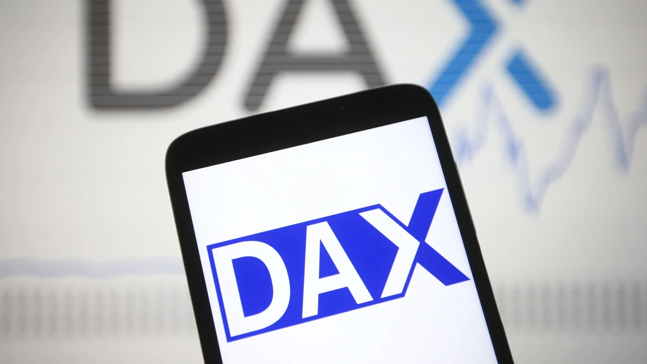 DAX Schluss: Freundlicher Wochenstart - Zinsen, Adidas, VW und Versicherer im Fokus 