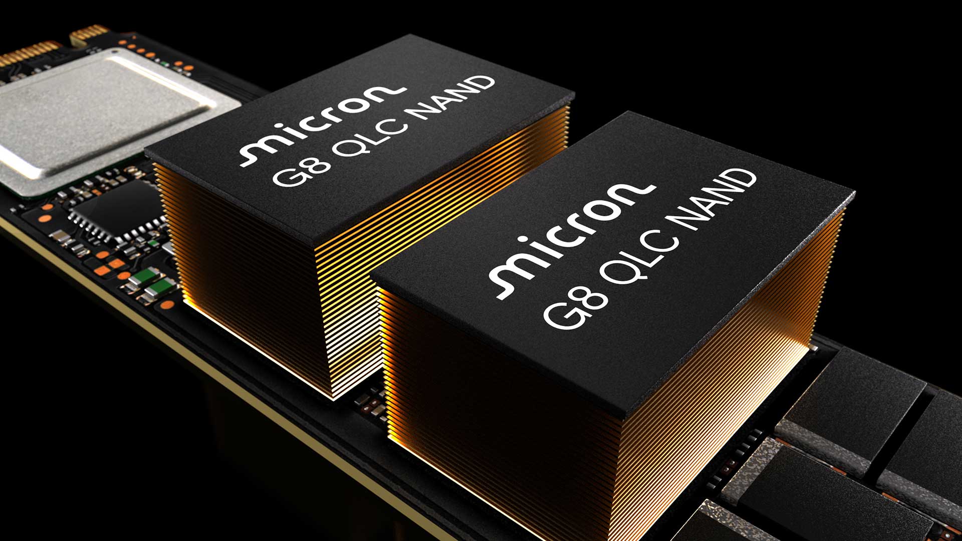 AKTIONÄR-Tipp Micron ist der drittgrößte Player im HBM-Markt. Die Hochleistungsspeicher sind der kritische Flaschenhals für die KI-Beschleuniger von Nvidia und Co. Die jüngsten Zahlen offenbaren historische Margen: Die operative Gewinnmarge lag im letzten Quartal bei 81 Prozent. Im Vorjahr waren es 27 Prozent.