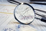Evotec: MDAX‑Biotech‑Werte: Evotec vor Kaufsignal, Morphosys mit Vergleich