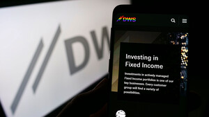 Deutsche‑Bank‑Tochter DWS Group: DWS sieht lukrative Chancen – Aktie vor Jahreshoch    / Foto: Shutterstock