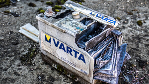 Schock bei Varta: Prognosen ausgesetzt ‑ Aktie stürzt ab ‑ die Details!   / Foto: IMAGO