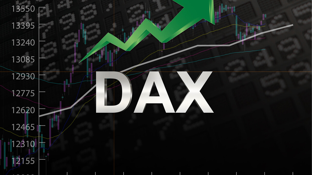 DAX deutlich im Plus: Bayer, SAP und Fresenius ziehen an – Zinswende heißes Thema