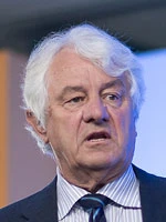 DAX: SAP: Goldman Sachs meldet sich zu Wort ‑ Plattner verkauft!