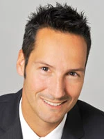 DAX: DAX‑Gefahr? Wird heute Angela Merkel gestürzt? „Silberjunge“ im Interview