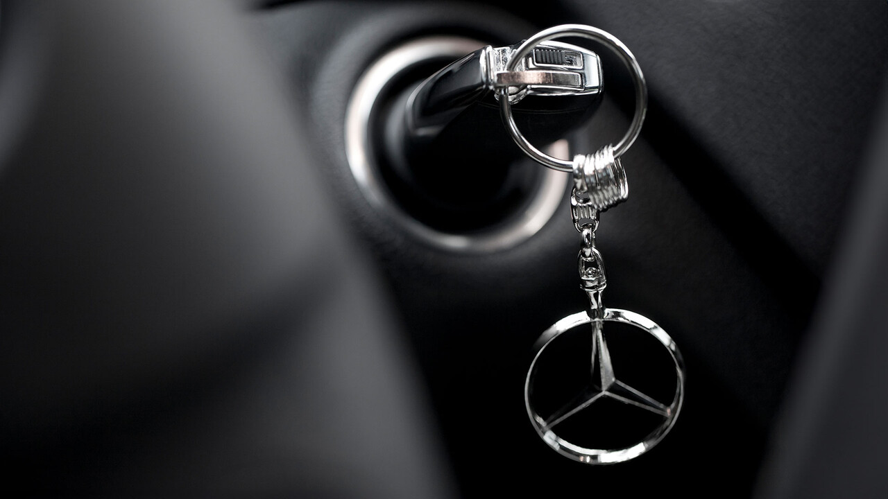Mercedes-Benz: Buy? Bank follows shareholder stance