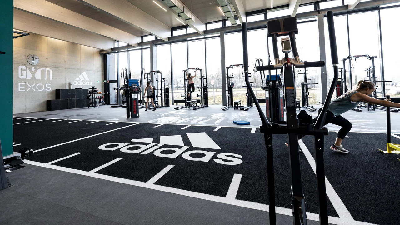Adidas‑Aktie dreht ins Minus: Das ist der Grund