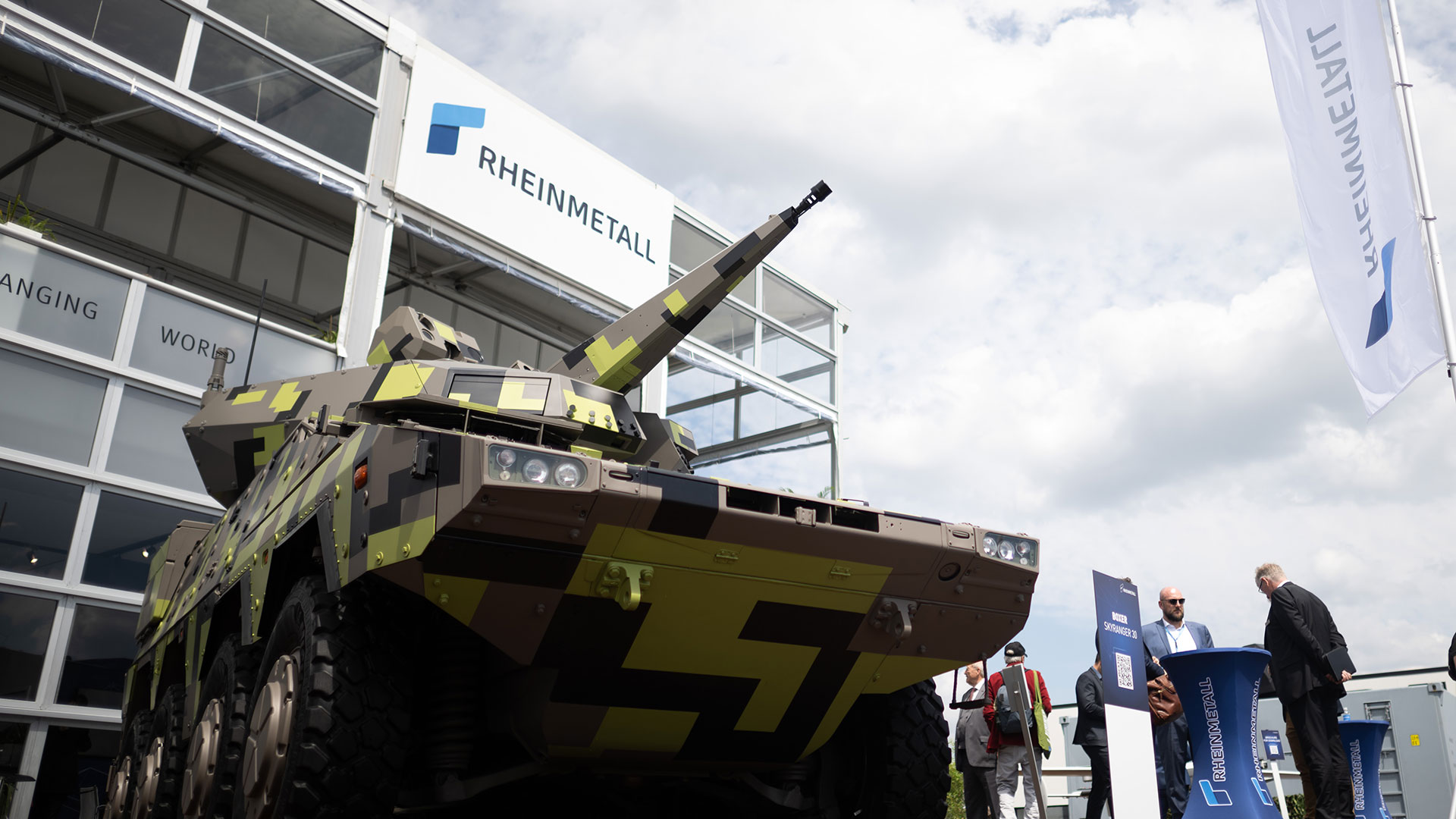 Rheinmetall eilt in Richtung Allzeithoch. Aber kann DAS der Aktie jetzt noch gefährlich werden? (Foto: Sebastian Gollnow/picture alliance/dpa)