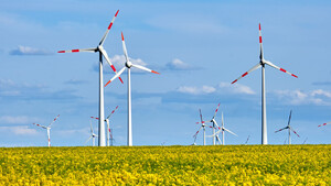 Höhere Baugeschwindigkeit notwendig – Windkraft‑Aktien im Fokus  / Foto: elxeneize/Shutterstock