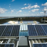 DAX: SMA Solar erhöht die Dividende ‑ Aktie fällt