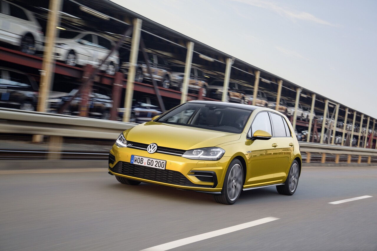 BMW, Daimler und VW in der Zwickmühle – Autoverkäufe in den USA sinken weiter – heute Diesel-Gipfel in Berlin