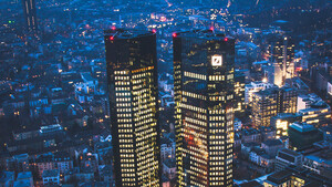 Deutsche Bank: Ab hier nur noch abwärts?  / Foto: Datenschutz-Stockfoto/Shutterstock