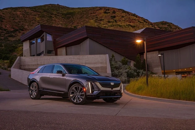 General Motors stellt neuen Luxus‑SUV in Europa vor