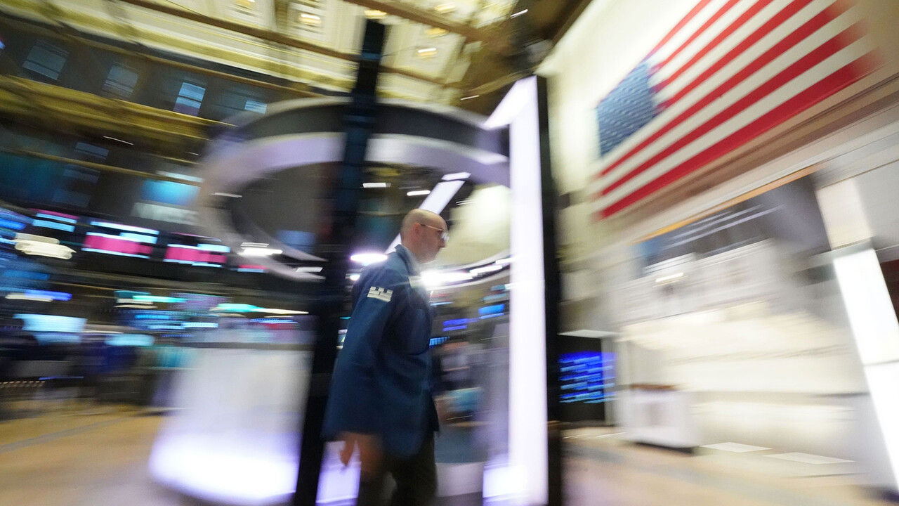 Vorletzter Handelstag an der Wall Street: Dow und S&P schwächeln nach neuen Rekorden – Micron, BioNTech und Tesla im Fokus