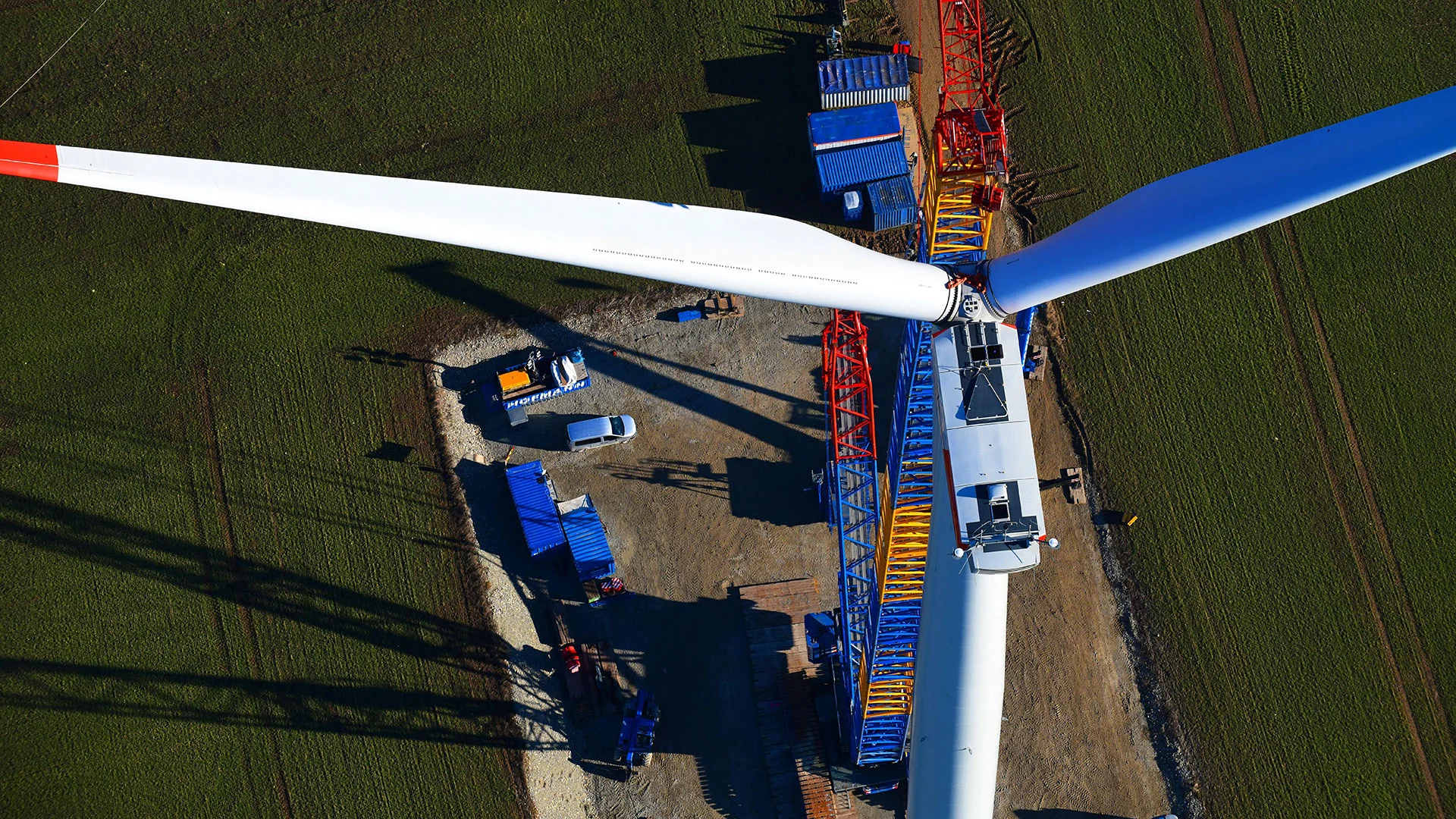 Auftragsflut für Windanlagenbauer: Ist das der Turnaround für die Aktie?   (Foto: ZB euroluftbild/picture alliance/dpa)