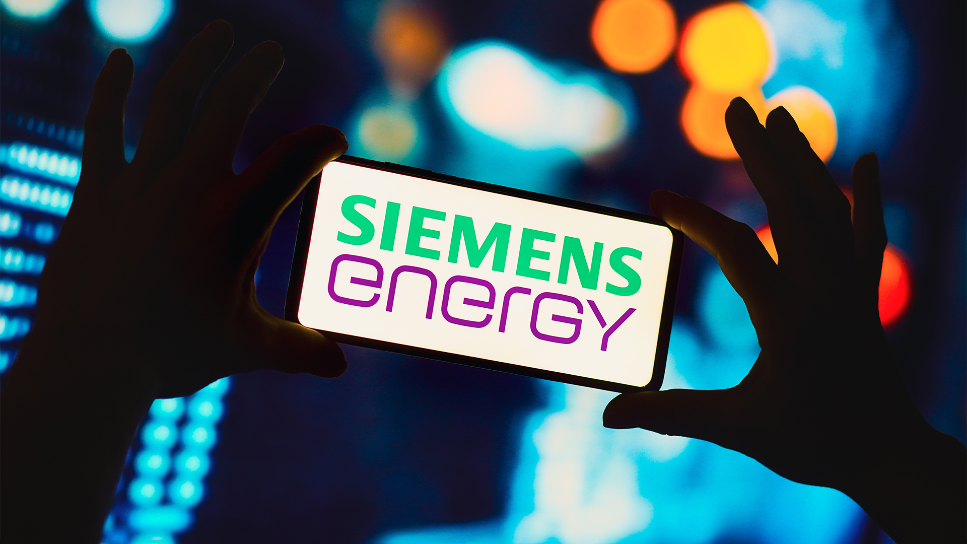 Trotz mehr als 180% Plus: DANN lohnt sich beim DAX&#8209;Spitzenreiter Siemens Energy wieder der Kauf (Foto: rafapress/Shutterstock)