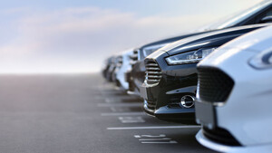 Biden holt E‑Auto‑Produktion in die USA – Druck für europäische Autohersteller  / Foto: alexfan32/Shutterstock