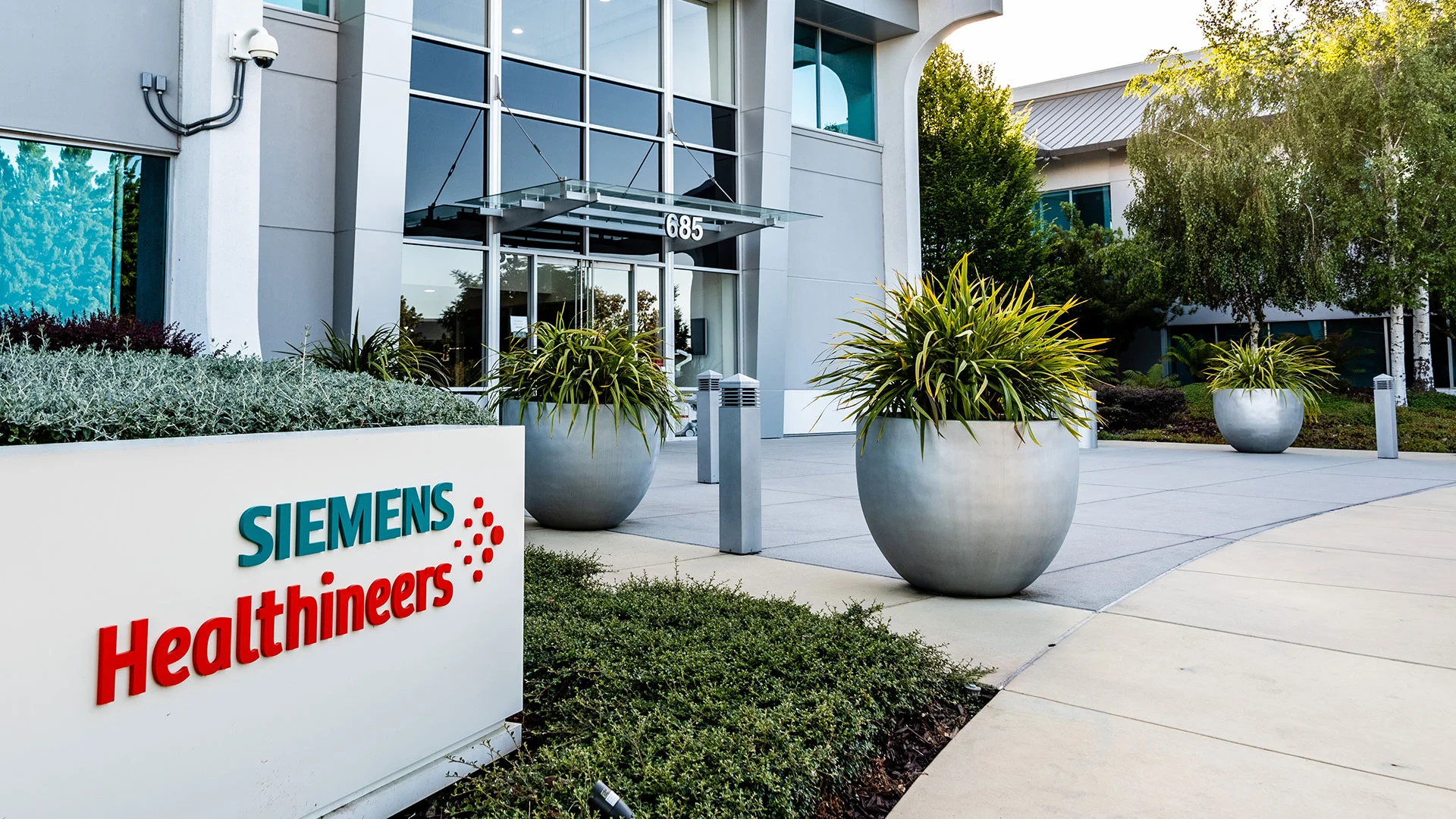 Siemens Healthineers Aktie wird deutlich abverkauft – Das müssen Anleger jetzt wissen (Foto: Sundry Photography/iStockphoto)
