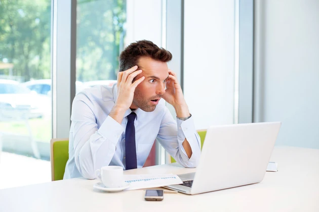 LinkedIn‑Crash! Xing verliert mit