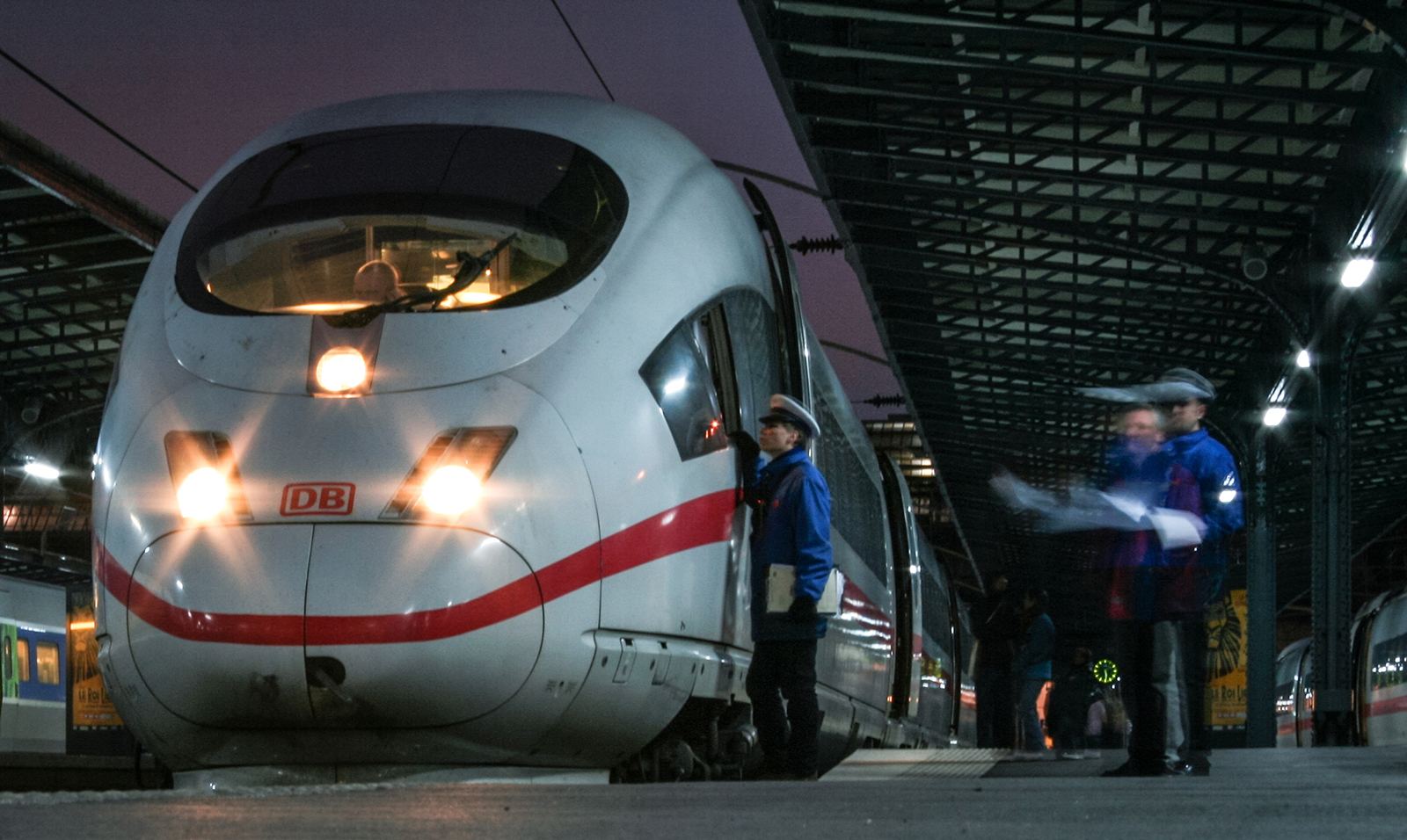 Deutsche Bahn investiert 16 Milliarden – und bei dieser Aktie winken deswegen fette Gewinne (Foto: Shutterstock)