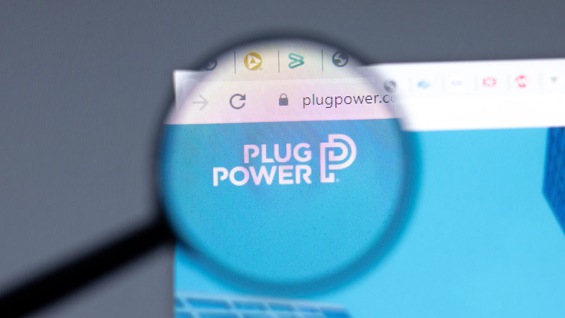 Plug Power Aktie stürzt deutlich ab: Das sind die Hintergründe (Foto: Shutterstock)