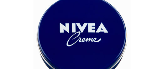 Beiersdorf Chef Spricht Von Historischem Umbruch Nivea Aktie Schmiert Ab Und Belastet Sektor Und Dax Der Aktionar