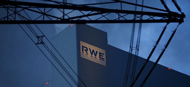 Die einstigen Rivalen E.ON und RWE feiern den Innogy&#8209;Deal (Foto: Börsenmedien AG)