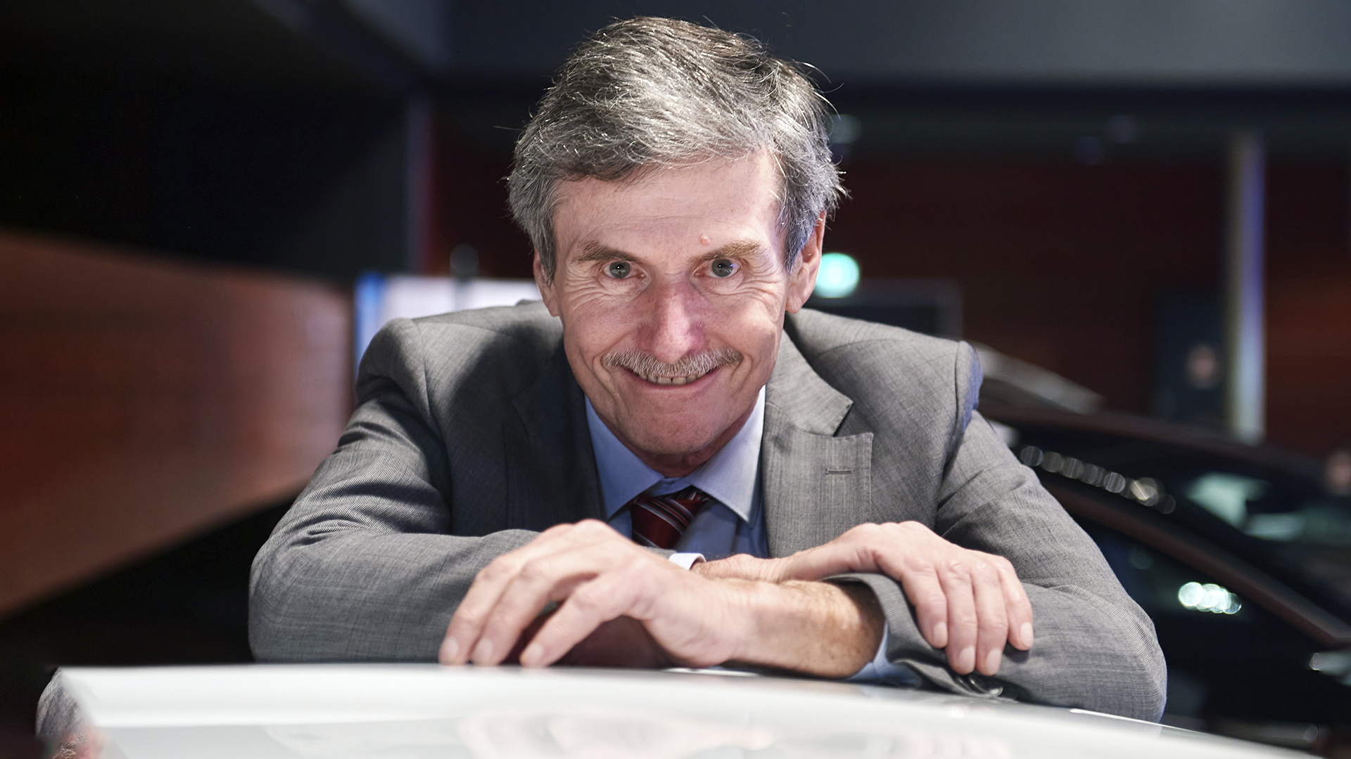 "Die EU tut alles, um die Auto&#8209;Industrie zu schädigen", warnt Professor Ferdinand Dudenhöffer (Foto: Bernd Thissen/picture alliance/dpa)