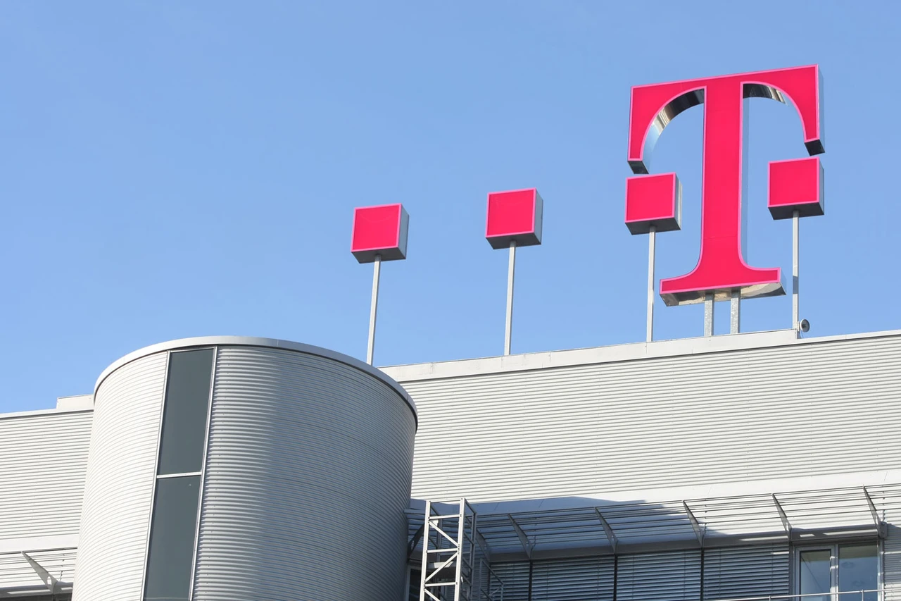Deutsche Telekom: Einsparungen bei T-Systems beflügeln T-Aktie