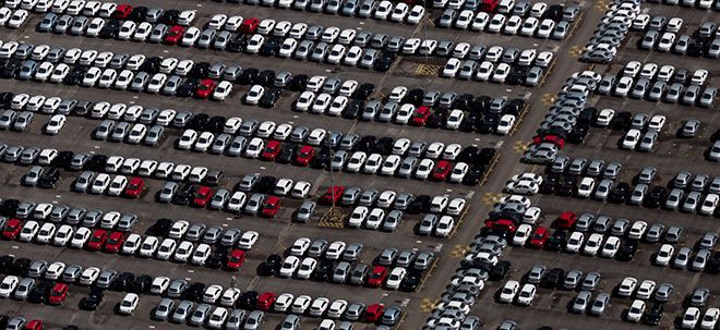 Vorsicht, Crashgefahr: Diese fünf Auto&#8209;Aktien sollten Anleger verkaufen (Foto: Börsenmedien AG)