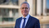 : Außenpolitik‑Experte Dr. Norbert Röttgen im Interview: 
