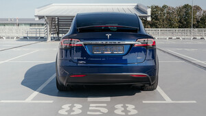 Tesla nach dem Aktiensplit ‑ das sagen die Analysten  / Foto: Hrebeniev Vladyslav/Shutterstock