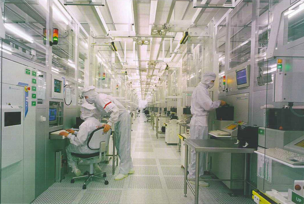 Infineon-Aktie vor Entscheidung: Trendwende oder Kursrutsch?
