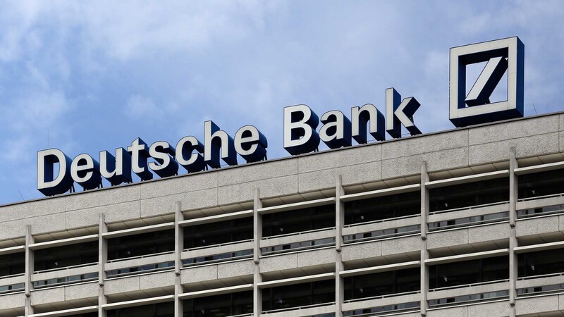 Platz 3: Deutsche Bank -17,0% – Ähnlich wie die Commerzbank leidet auch die Deutsche Bank unter dem branchenweiten Abverkauf. Das gute Sentiment ist damit komplett verflogen.