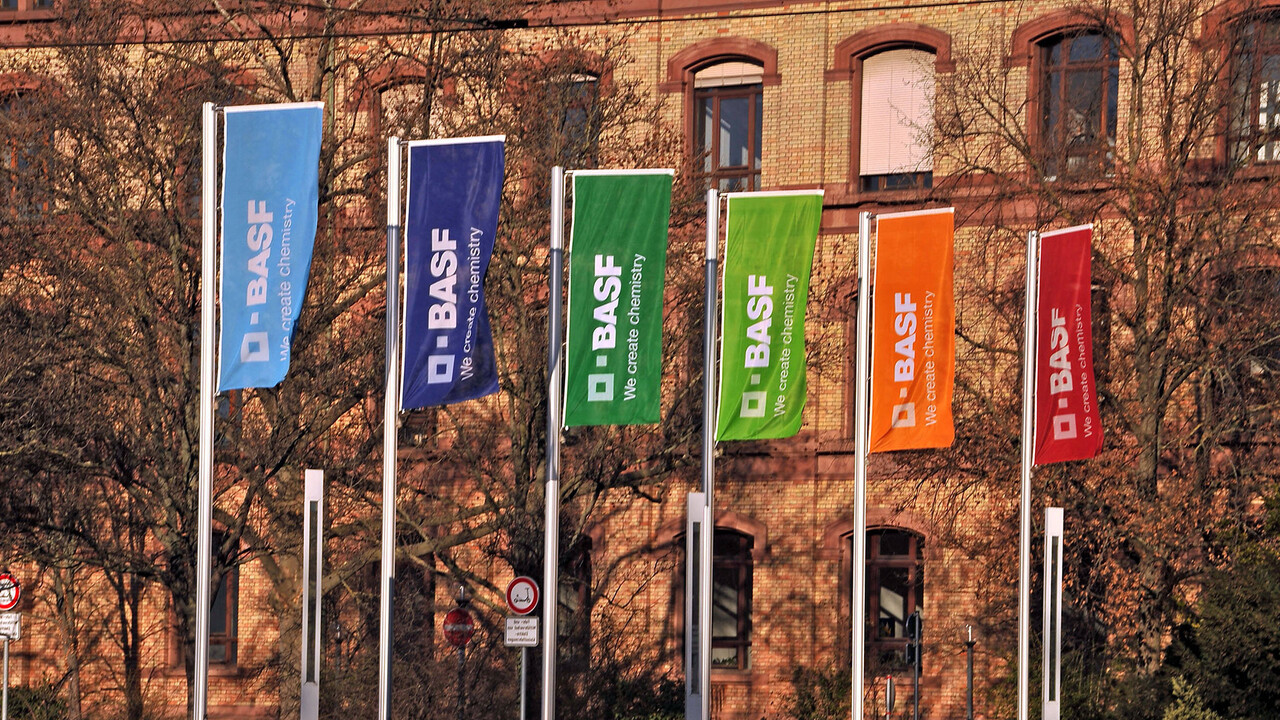 BASF: Deutsche Bank hebt den Daumen