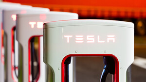 Tesla überrascht beim Gewinn – Aktie springt hoch  / Foto: Jag_cz/Shutterstock